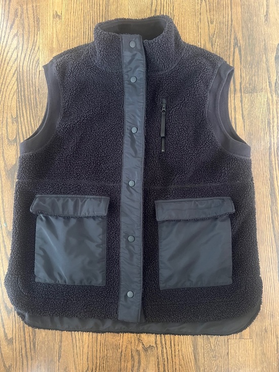 FLX Jackets & Blazers - FLX Women’s Black Sherpa Fleece Vest - Cozy Layering Vest